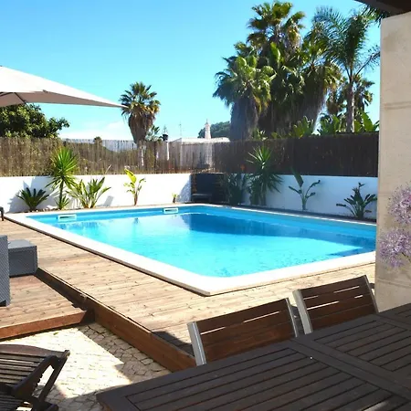ヴィラ With 4 Bedrooms In With Private Pool Enclosed Garden And Wifi