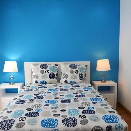 With 4 Bedrooms In With Private Pool Enclosed Garden And Wifi ファロ